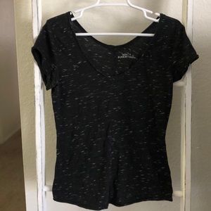 14th & Union Black and White V-Neck T-Shirt